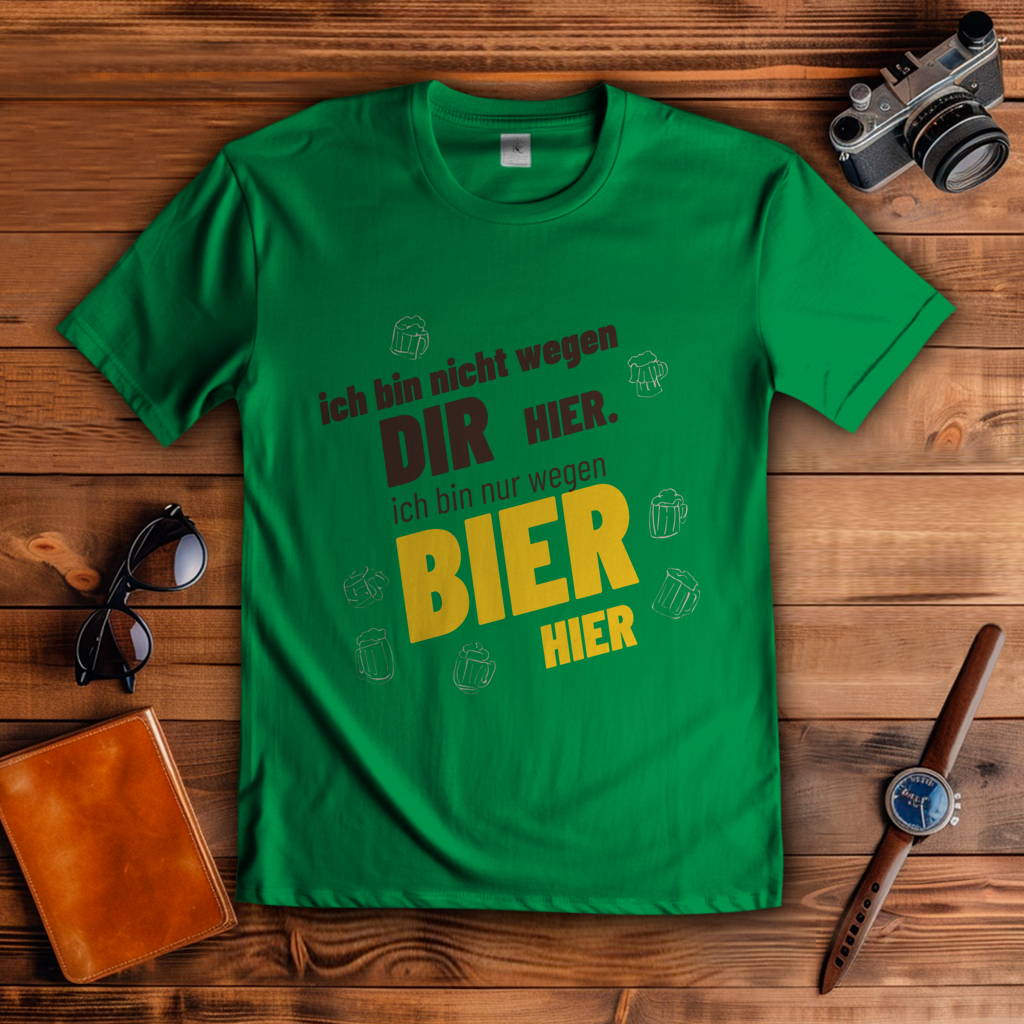 Herren T-Shirt wegen Bier hier