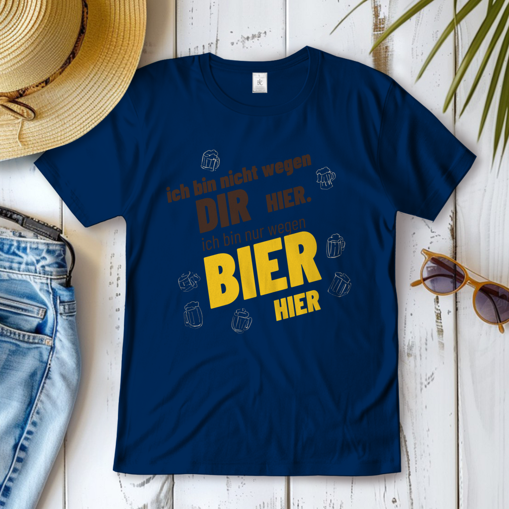 Damen T-Shirt wegen Bier hier