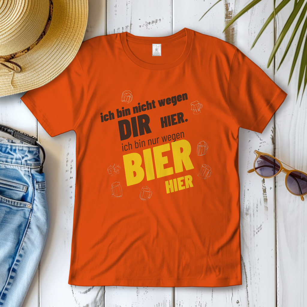 Damen T-Shirt wegen Bier hier