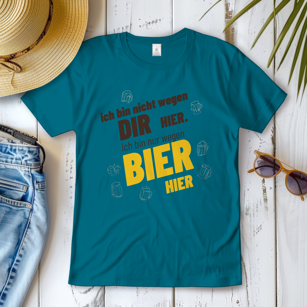 Damen T-Shirt wegen Bier hier