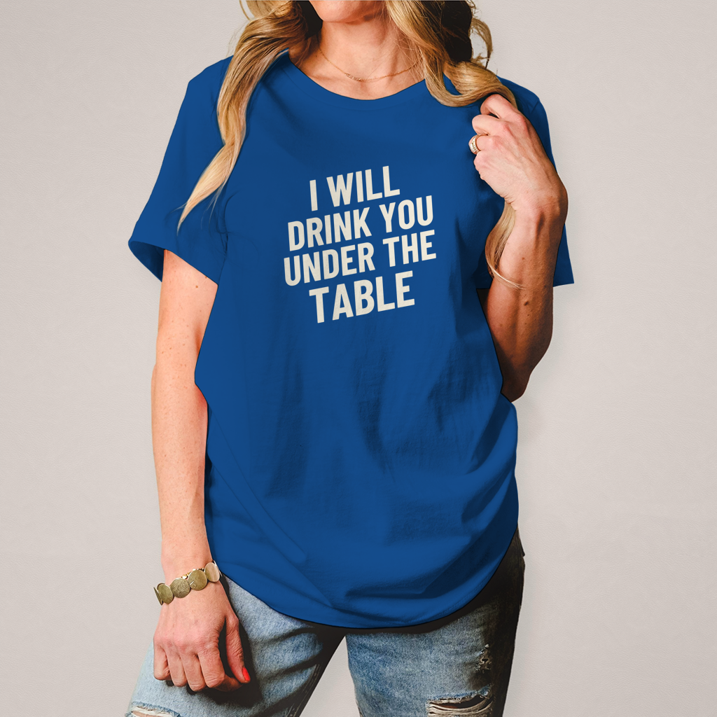 Damen T-Shirt drink ander the table