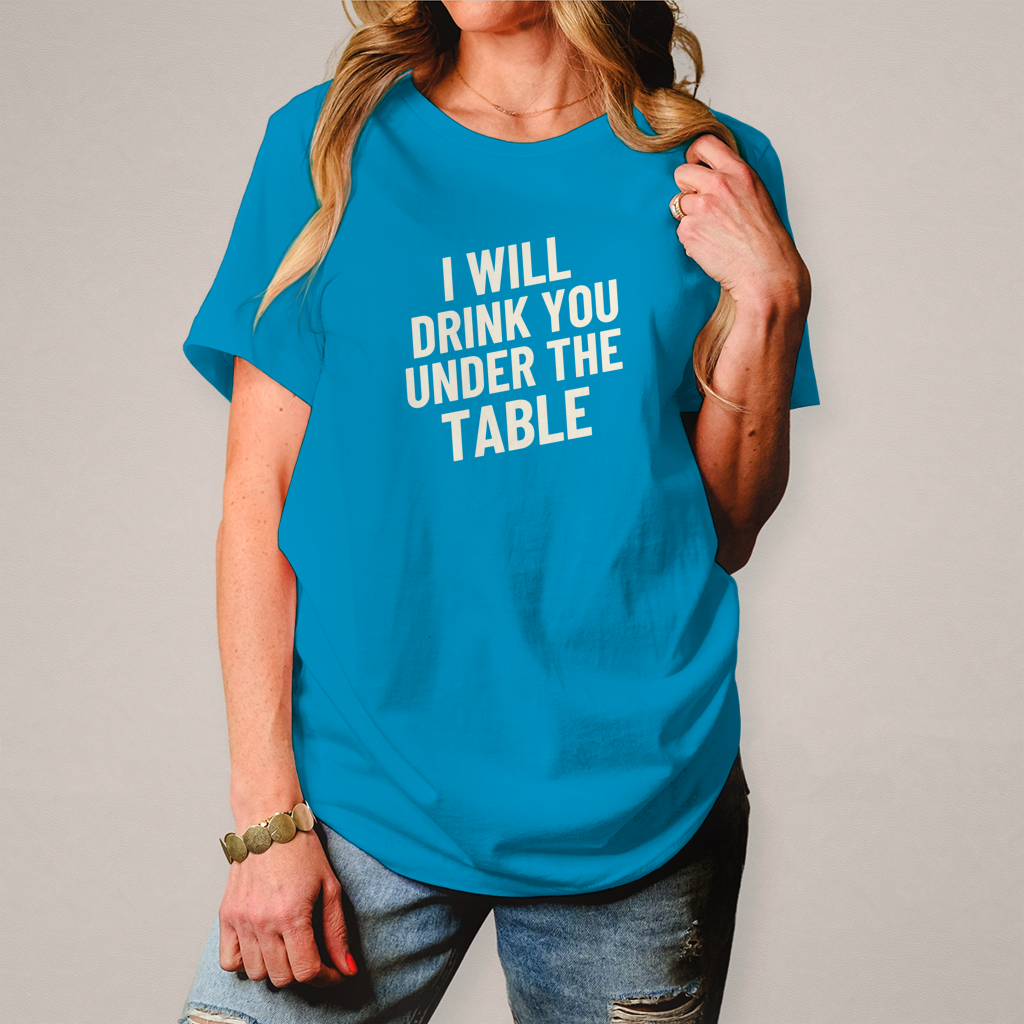Damen T-Shirt drink ander the table